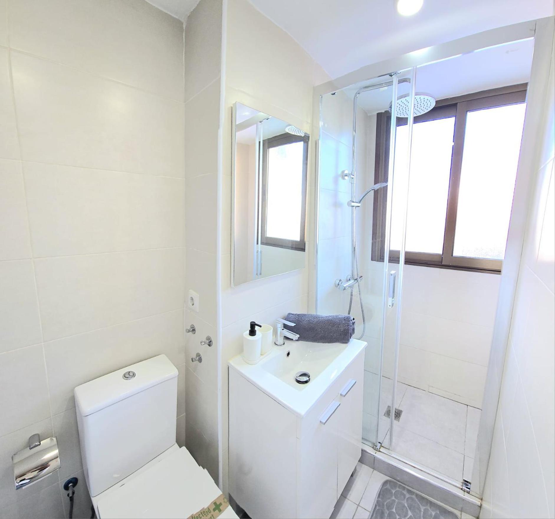 Nogalera Rainbow 2-Bedroom Apartment, Pool And Parking By Namaste Elite Torremolinos Luaran gambar